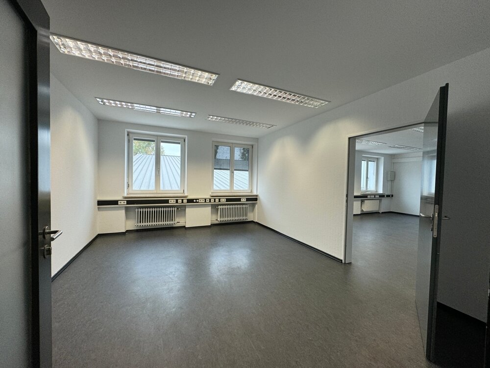 Bürofläche zur Miete 1.150 € 119 m²<br/>Bürofläche Industriegebiet Landshut 84030