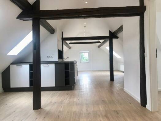 Wohnung zur Miete 825 € 1 Zimmer 59 m² Burgholzhausen Friedrichsdorf 61381