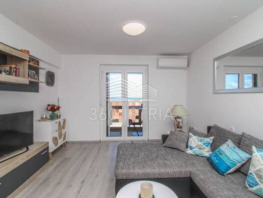 Wohnung zum Kauf 192.000 € 2 Zimmer 3. Geschoss Poreč 52440