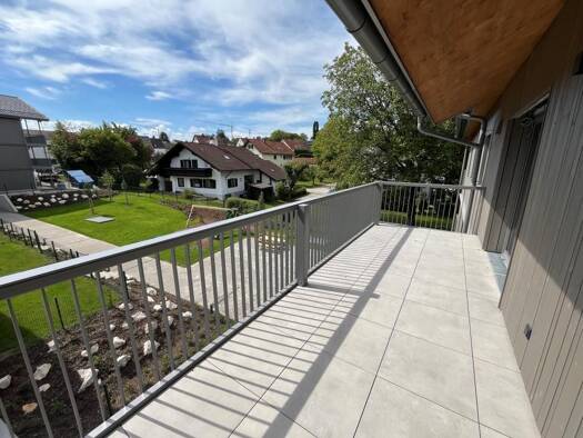 Wohnung zum Kauf - Neubau provisionsfrei 446.300 € 3 Zimmer 74,7 m² Tittmoninger Straße Laufen Laufen 83410