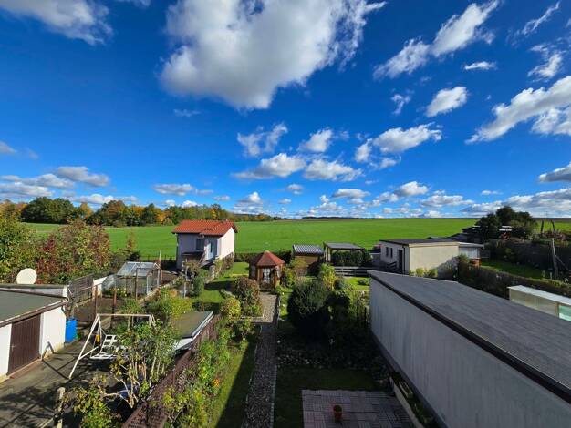 Reihenmittelhaus zum Kauf 250.000 € 3 Zimmer 85 m² 370 m² Grundstück Pirna 01796