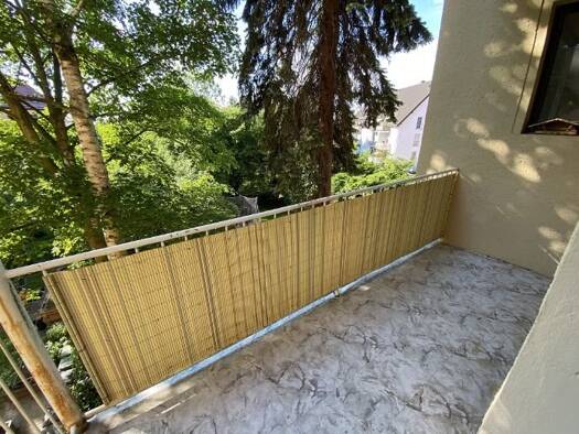 Wohnung zur Miete 440 € 2 Zimmer 73,5 m² 2. Geschoss frei ab sofort Altenburg 04600