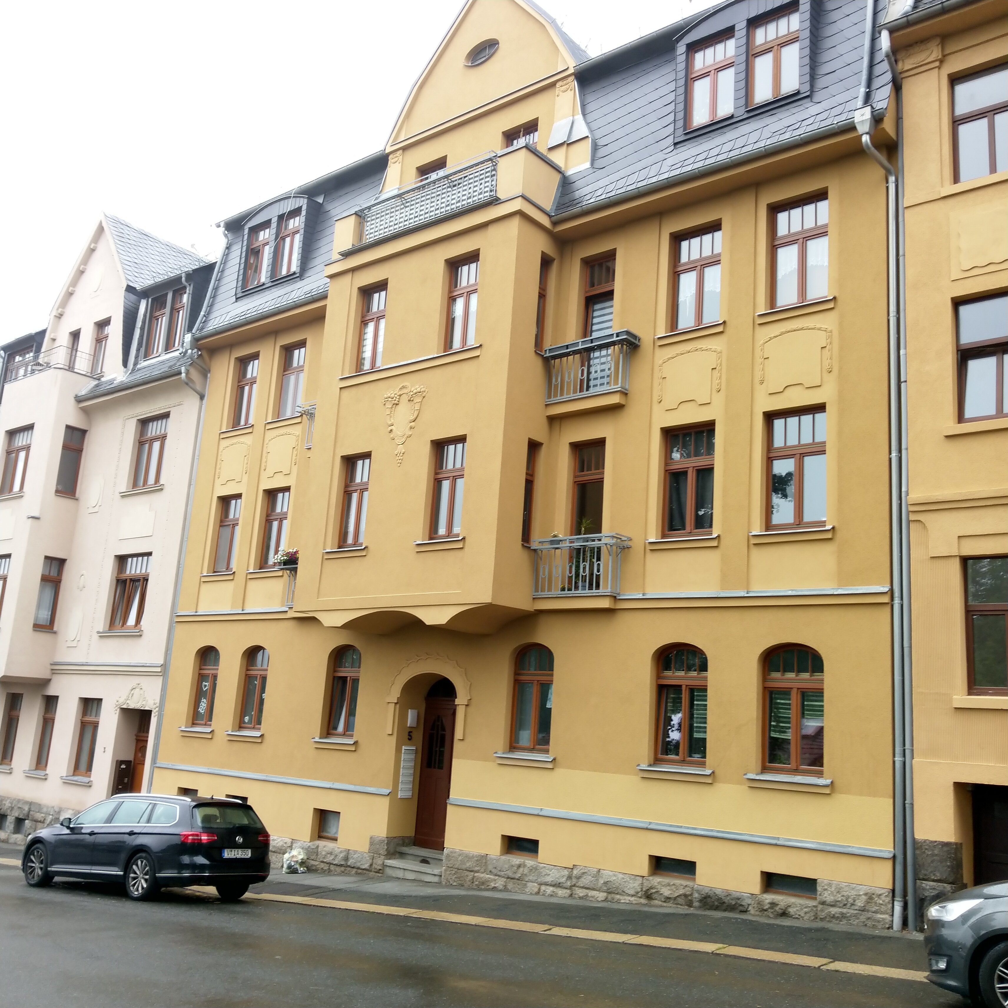 Wohnung zur Miete 325 € 3 Zimmer 63 m²<br/>Wohnfläche EG<br/>Geschoss Robert-Müller-Straße 5 Reichenbach Reichenbach 08468