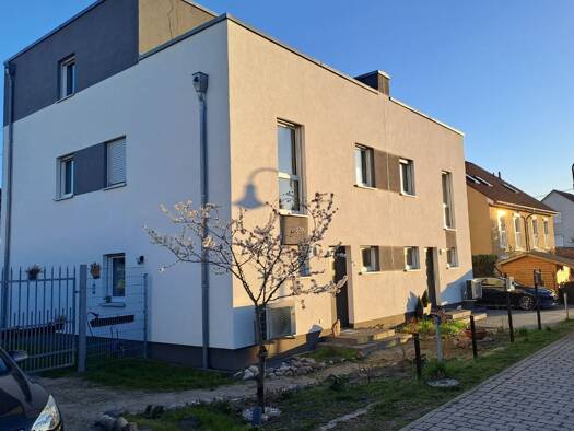 Doppelhaushälfte zur Miete - Erstbezug 2.350 € 5 Zimmer 158 m² 300 m² Grundstück frei ab 01.07.2026 Erlengrund 12 Eiche Ahrensfelde 16356