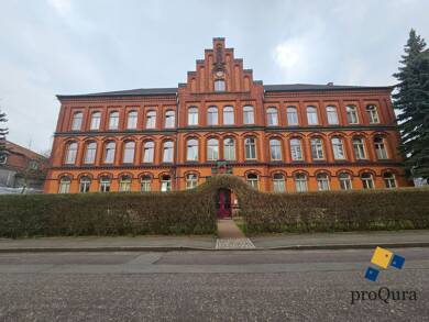 Wohnung zur Miete 320 € 2 Zimmer 46 m² 3. Geschoss frei ab sofort Schützenallee 10 Nord Gotha 99867