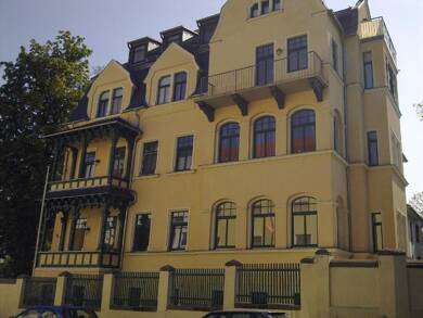 Wohnung zur Miete 410 € 2 Zimmer 61,1 m² Dachgeschoss frei ab 01.08.2025 Beethovenstraße 11 Innenstadt Riesa 01587