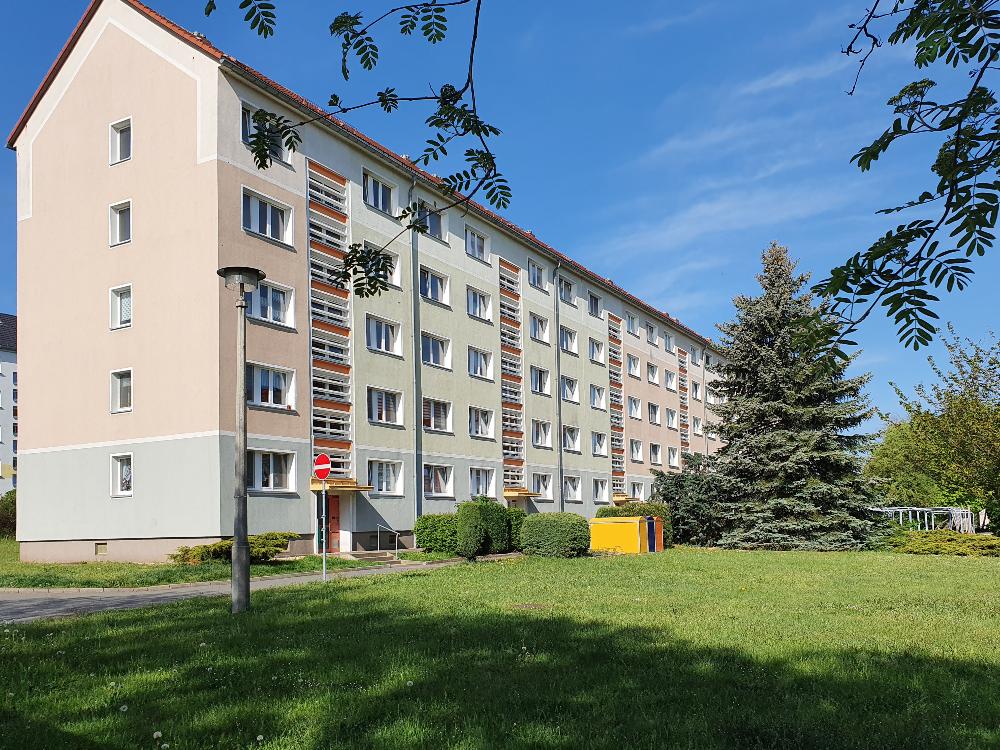 Wohnung zur Miete 320 € 2 Zimmer 49,2 m²<br/>Wohnfläche ab sofort<br/>Verfügbarkeit Thomas-Müntzer-Straße 21 Lichtentanne Lichtentanne 08115