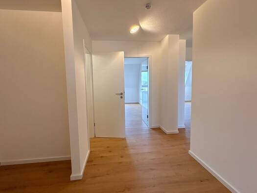 Wohnung zur Miete 950 € 3 Zimmer 90 m² Geschoss 4/4 frei ab sofort Ansbach 91522