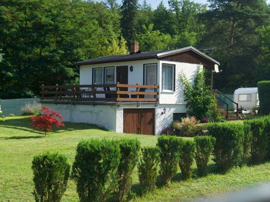 Bungalow zum Kauf provisionsfrei 75.000 € 3 Zimmer 34 m² 915 m² Grundstück Weinböhla 01689