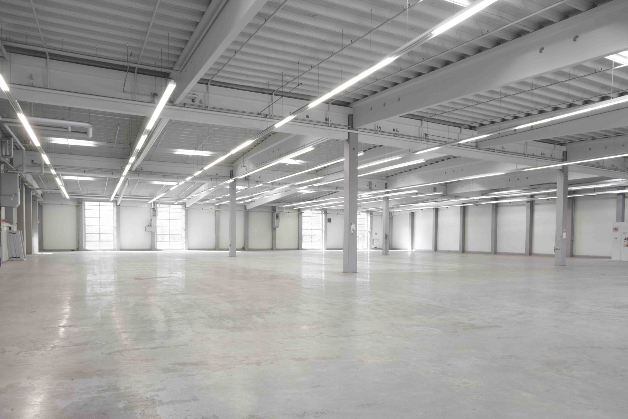 Logistikzentrum zur Miete 17.000 m²<br/>Lagerfläche von 17.000 m² bis 17.000 m²<br/>Teilbarkeit Bahnhofsviertel Oldenburg 26135