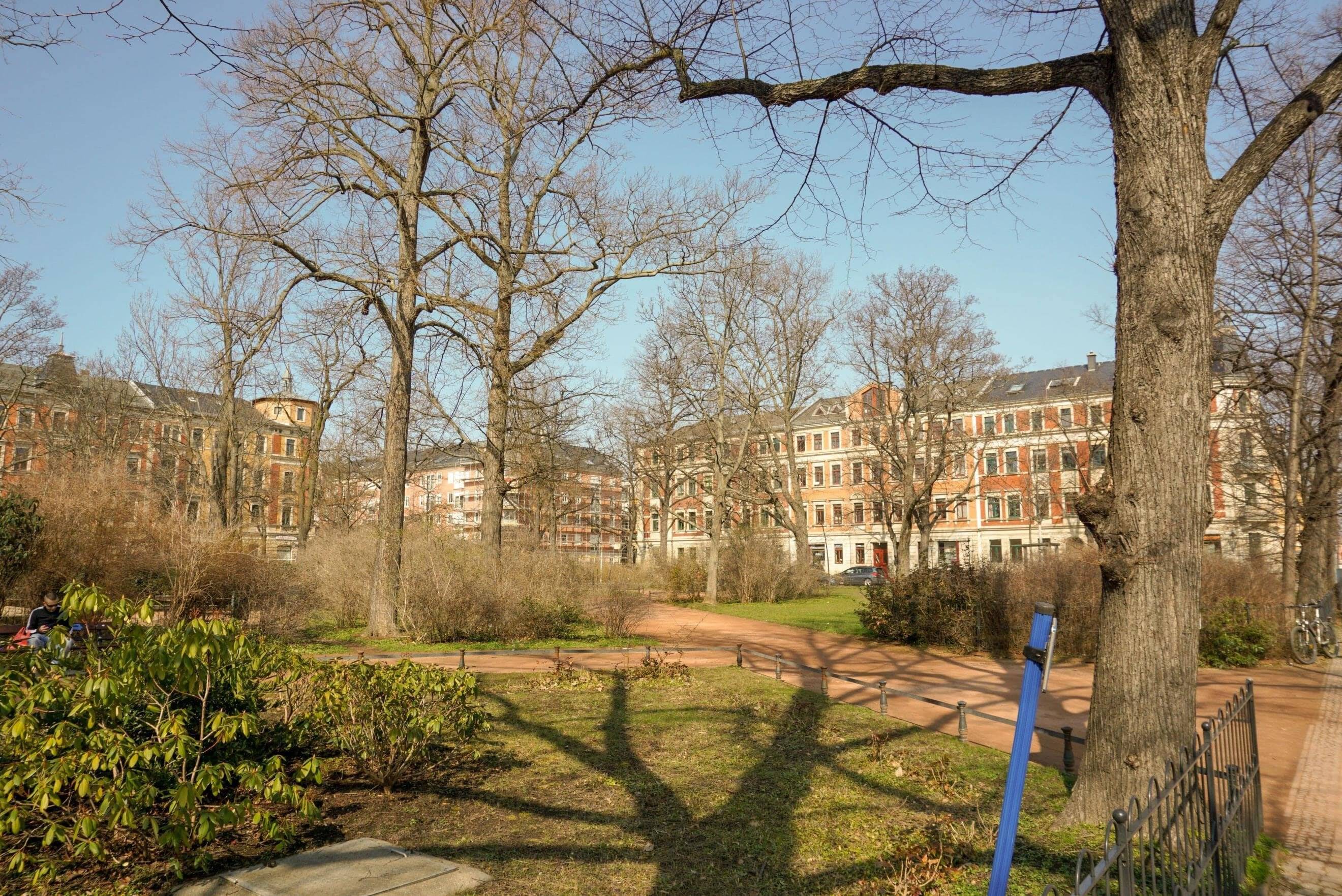 Property thumbnail 3