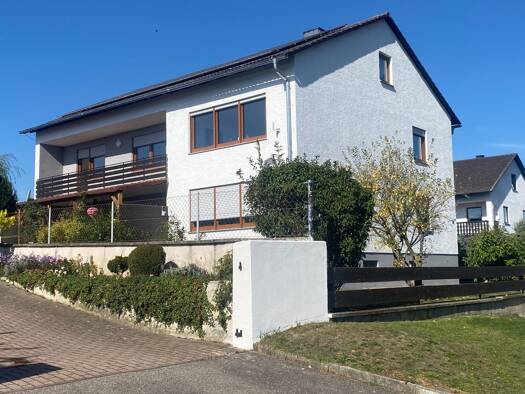 Wohnung zur Miete 800 € 4 Zimmer 110 m² Mitterfeckinger Straße 3 Oberfecking Saal a.d.Donau 93342