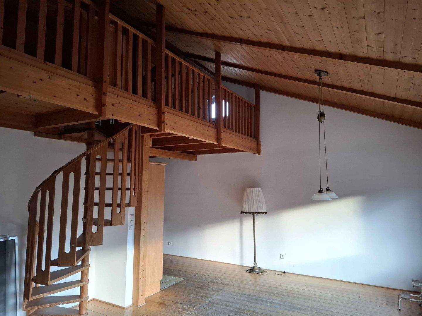 Immobilie in Schwarzenbruck - Ehemaliger Bauernhof mit großem Grundstück im Umfeld von Nürnberg, in Schwarzenbruck - Bild 3