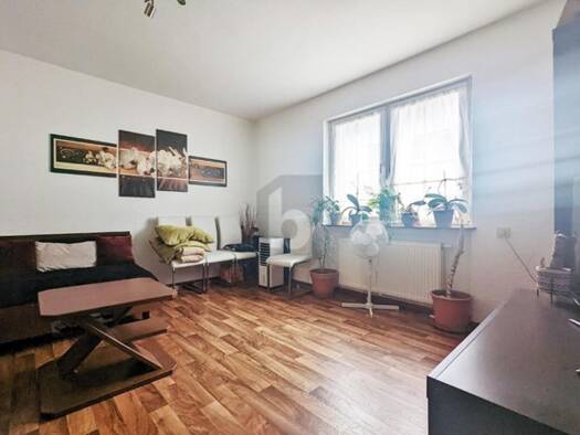 Mehrfamilienhaus zum Kauf als Kapitalanlage geeignet 325.000 € 9 Zimmer 187 m² 197 m² Grundstück Innenstadt Kaiserslautern 67655