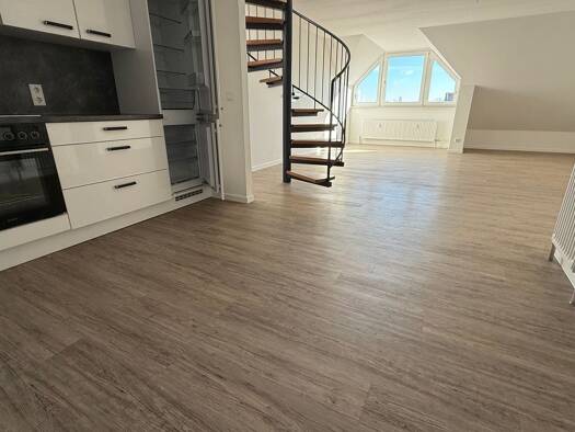 Bürofläche zur Miete provisionsfrei 770 € 4 Zimmer 110 m² Bürofläche Clausstr. 76-80 Lutherviertel Chemnitz 09126