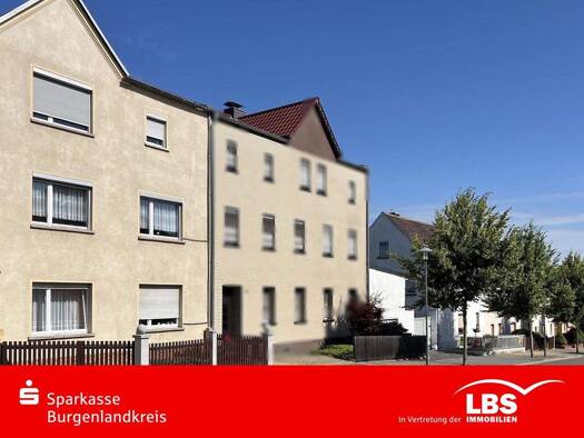 Mehrfamilienhaus zum Kauf 90.000 € 8 Zimmer 200 m² 1.758 m² Grundstück Hohenmölsen 06679