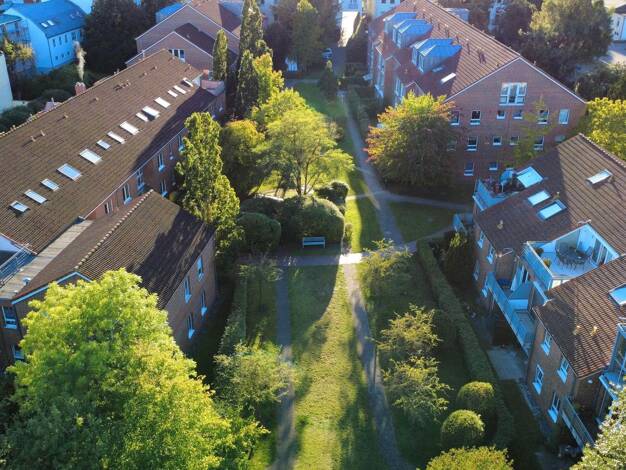 Mehrfamilienhaus zum Kauf als Kapitalanlage geeignet 4.000.000 € 55 Zimmer 1.316 m² 9.743 m² Grundstück St. Lorenz Süd Lübeck 23558