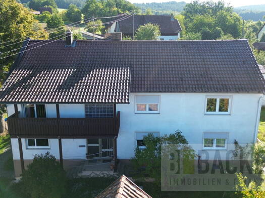 Mehrfamilienhaus zum Kauf 339.000 € 7 Zimmer 204,7 m² 1.911 m² Grundstück Danndorf Mainleus 95336