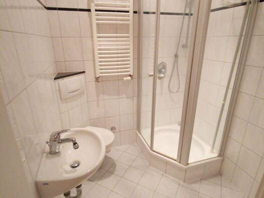 Wohnung zur Miete 419 € 2,5 Zimmer 61 m² 3. Geschoss frei ab 01.05.2026 Hannastraße 18 Mitte Bremerhaven 27568