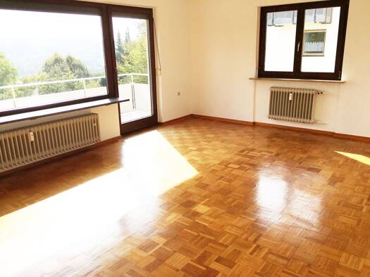 Wohnung zur Miete 870 € 3 Zimmer 87 m² Geschoss 2/3 frei ab sofort Lengfeld Würzburg 97076