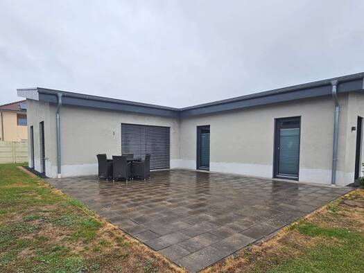 Bungalow zum Kauf provisionsfrei 396.000 € 3,5 Zimmer 140 m² 550 m² Grundstück frei ab sofort Schmelz Schmelz 66839