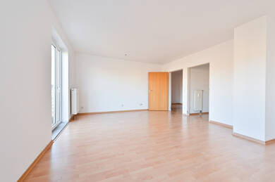 Wohnung zur Miete 355 € 2 Zimmer 59,4 m² 2. Geschoss Richterstraße 3 Schloßchemnitz 027 Chemnitz 09113