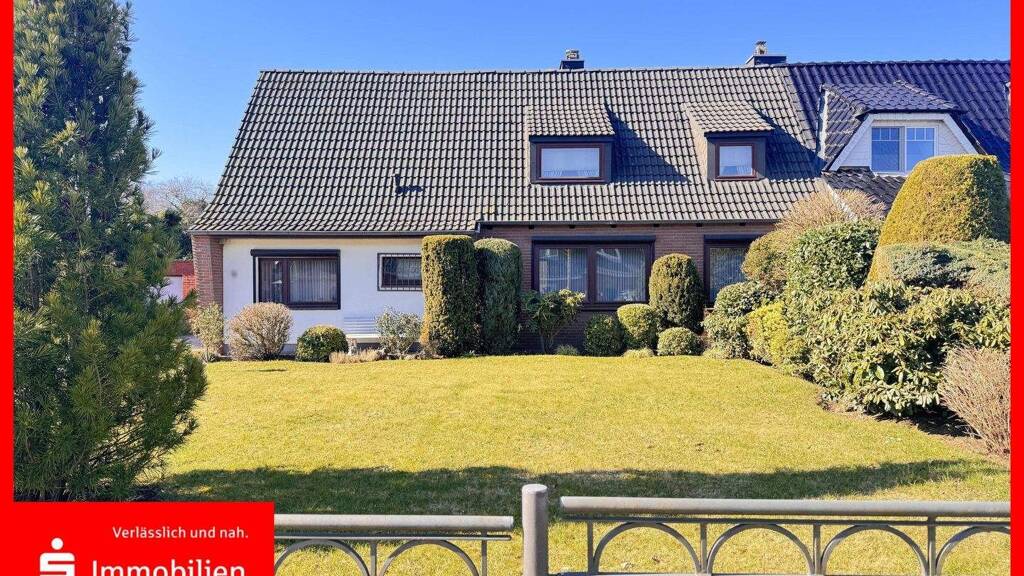 Doppelhaushälfte zum Kauf 399.900 € 5 Zimmer 123 m² 693 m² Grundstück Stockelsdorf 23617