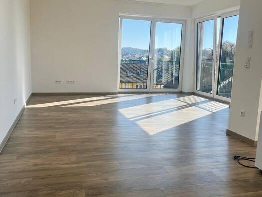 Wohnung zur Miete 848 € 3 Zimmer 92 m² frei ab 15.10.2026 Neunburg Neunburg vorm Wald 92431
