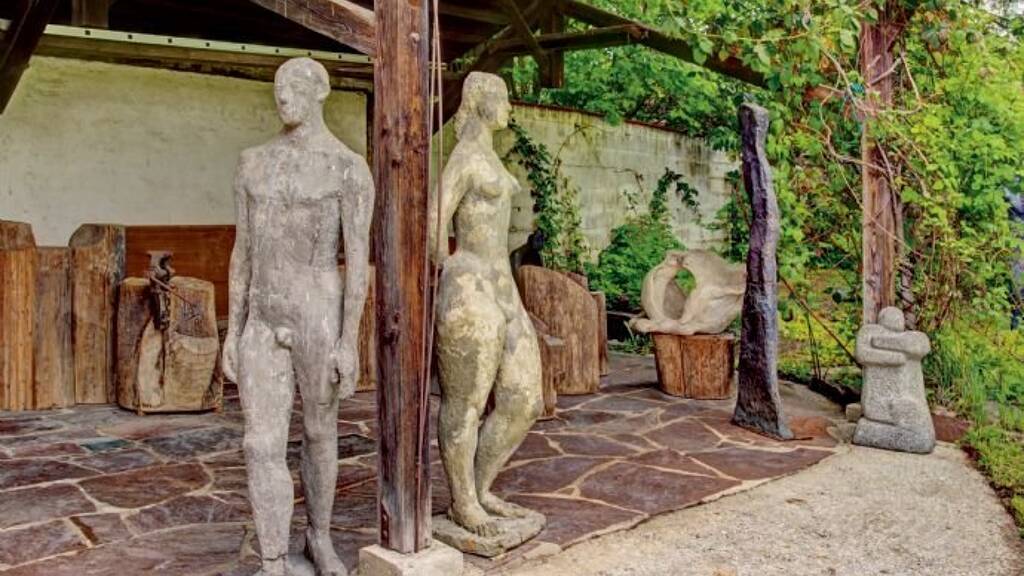 Einfamilienhaus zum Kauf als Kapitalanlage geeignet 8 Zimmer 237,3 m² 1.485 m² Grundstück Oberneuching Neuching 85467