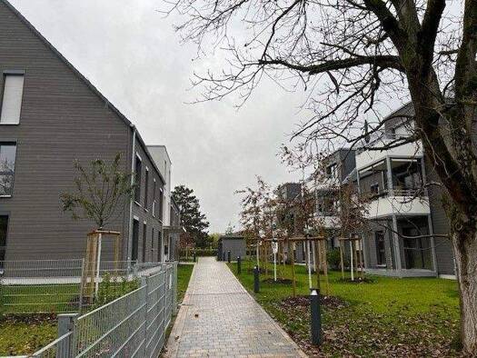 Wohnung zur Miete 767 € 3 Zimmer 71,4 m² 1. Geschoss St.-Franziskus-Straße 6 Eggolsheim 91330