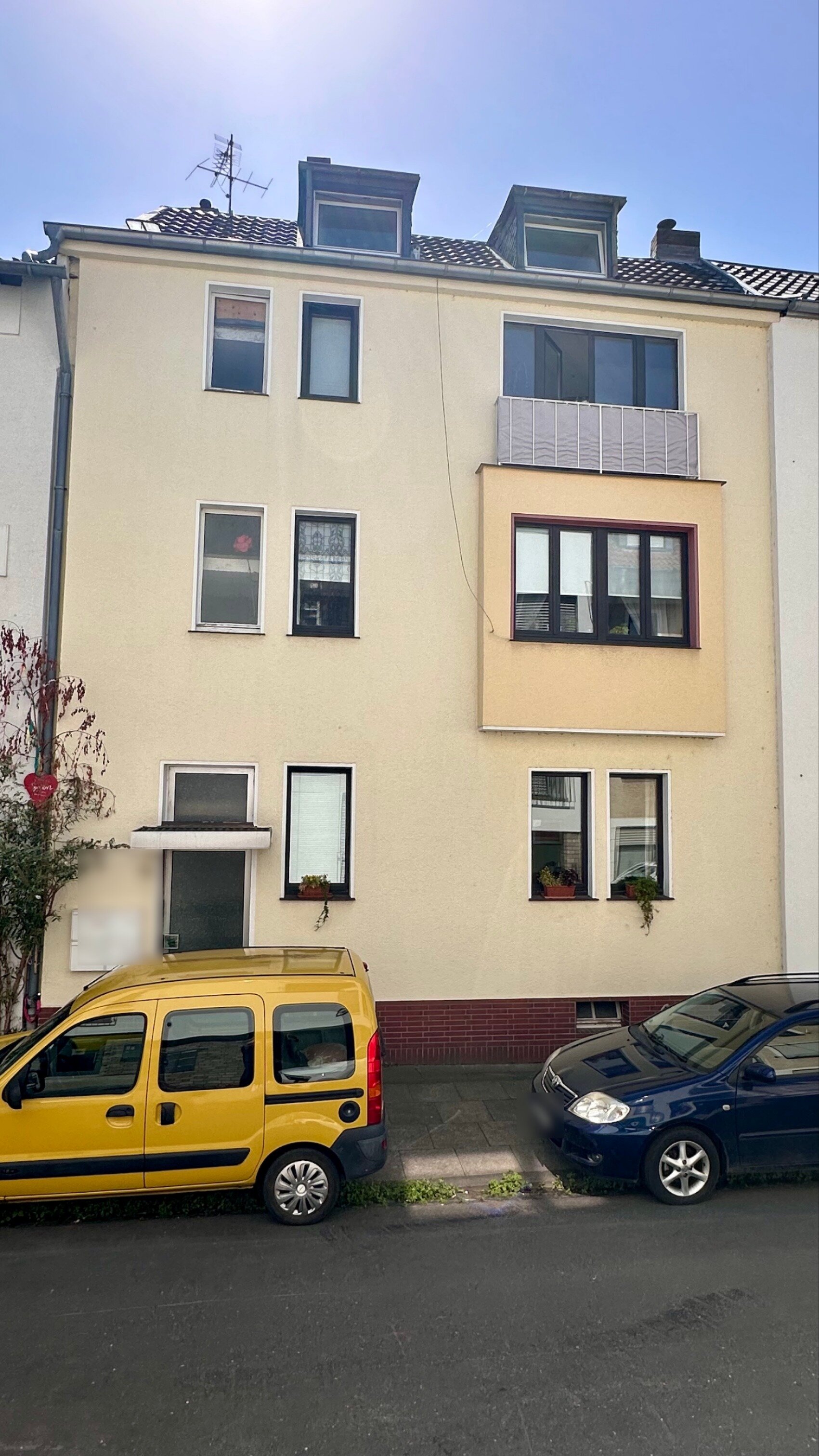 Mehrfamilienhaus zum Kauf 635.000 € 7 Zimmer 210,6 m²<br/>Wohnfläche 495 m²<br/>Grundstück Beuel-Zentrum Bonn 53225