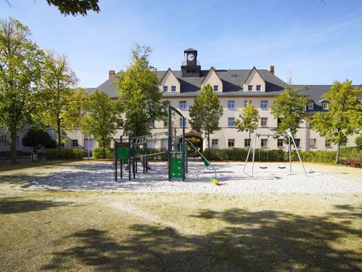Wohnung zur Miete 399 € 2 Zimmer 44,8 m² EG Hölderlinstraße 11 Borna-Heinersdorf Borna - Heinersdorf 09114