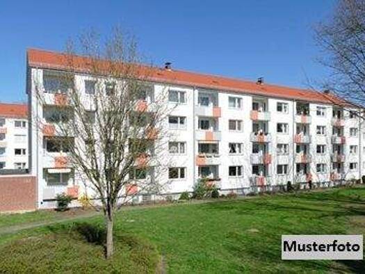 Mehrfamilienhaus zum Kauf 112.000 € 19 Zimmer 427 m² 575 m² Grundstück Urnshausen Dermbach 36466