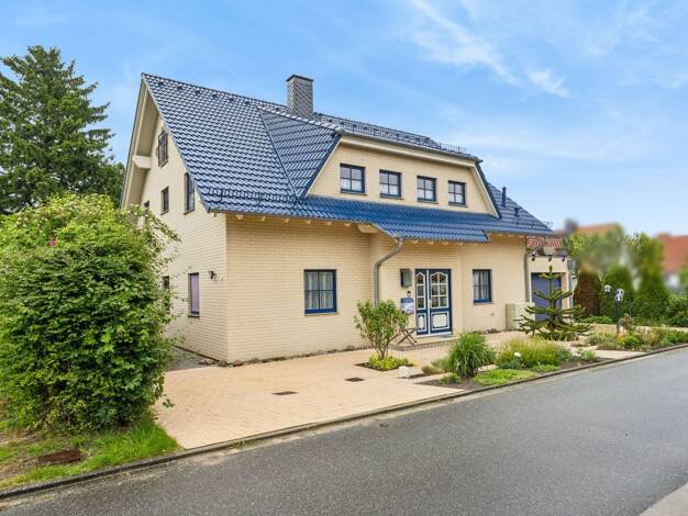 Mehrfamilienhaus zum Kauf 629.000 € 6 Zimmer 200 m² 425 m² Grundstück Lauterbach Putbus 18581