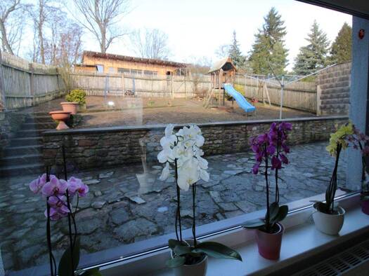 Einfamilienhaus zum Kauf 255.000 € 9 Zimmer 280 m² 1.180 m² Grundstück Burgtonna Tonna 99958