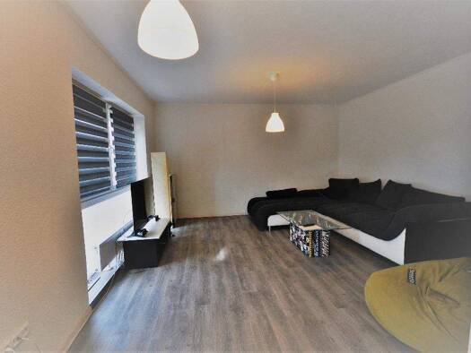 Wohnung zur Miete 560 € 3 Zimmer 86 m² Weißwasser 02943
