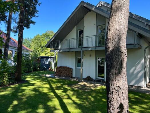 Einfamilienhaus zum Kauf provisionsfrei 725.000 € 5 Zimmer 123 m² 672 m² Grundstück frei ab sofort Beethovenstraße 40 Eichwalde 15732