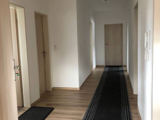 Terrassenwohnung zur Miete 900 € 4 Zimmer 105 m² Geschoss 1/3 frei ab sofort Ergoldsbach 84061