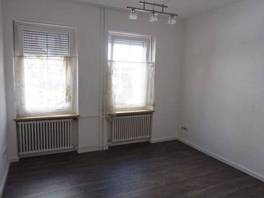 Mehrfamilienhaus zum Kauf 425.000 € 9 Zimmer 208 m² Endingen Endingen 79346