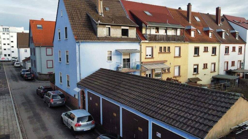 Mehrfamilienhaus zum Kauf als Kapitalanlage geeignet 259.000 € 229,1 m² 240 m² Grundstück Innenstadt Kaiserslautern 67659