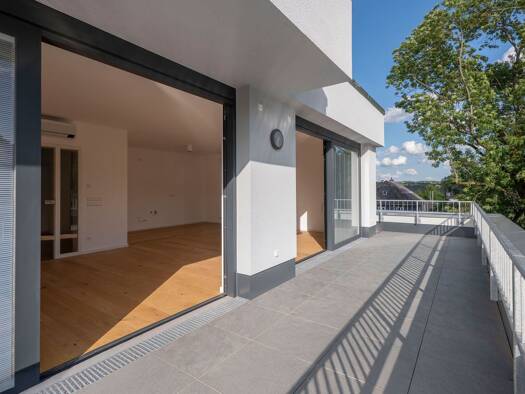 Penthouse zur Miete 1.885 € 4 Zimmer 145 m² Dachgeschoss, 3. Geschoss frei ab sofort Thurm Mülsen 08132
