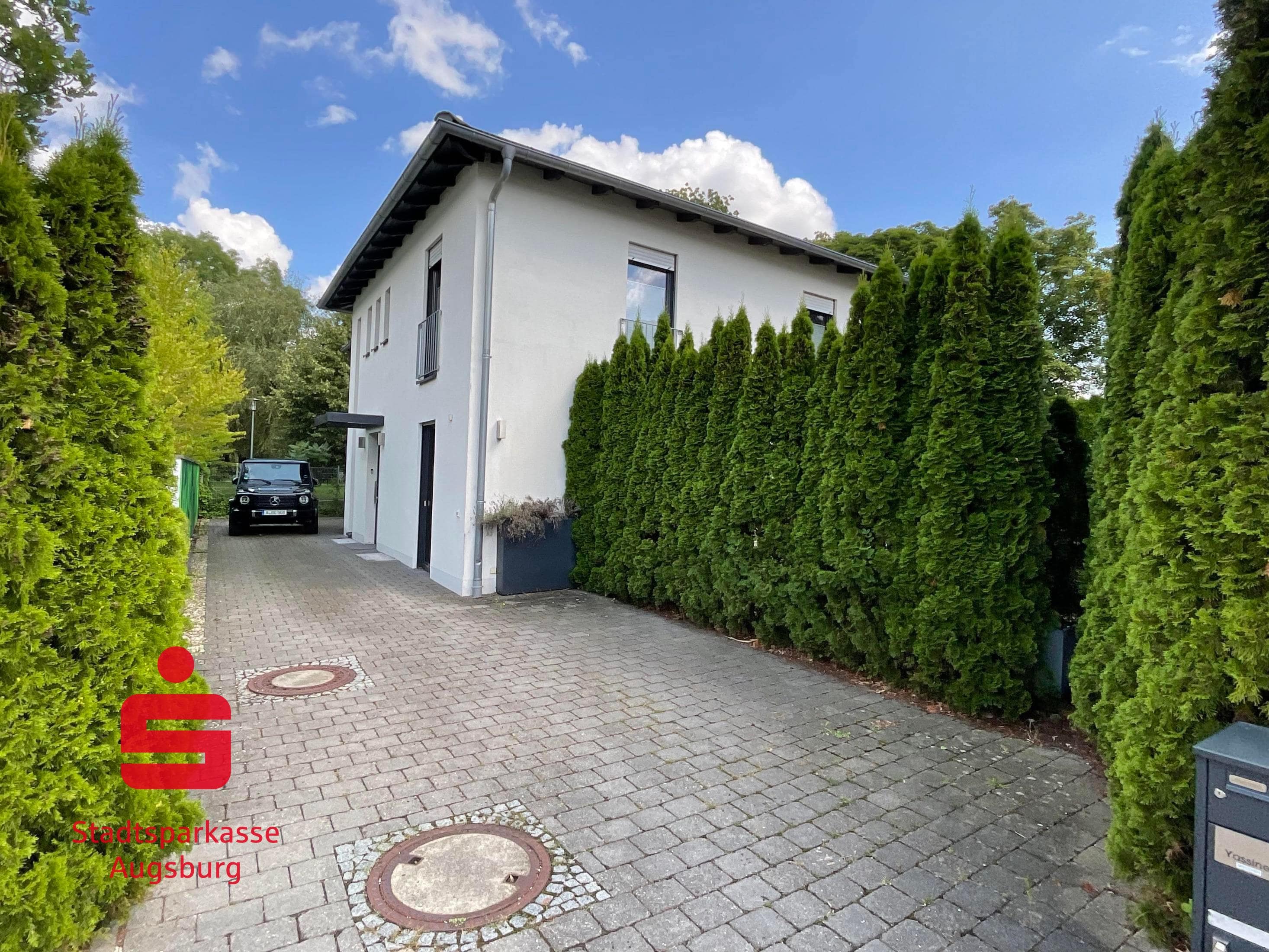 Einfamilienhaus zum Kauf 1.200.000 € 6 Zimmer 161 m²<br/>Wohnfläche 400 m²<br/>Grundstück ab sofort<br/>Verfügbarkeit Kriegshaber Augsburg 86156