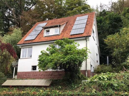 Einfamilienhaus zum Kauf 219.000 € 5 Zimmer 136 m² 1.016 m² Grundstück Melsungen 34212