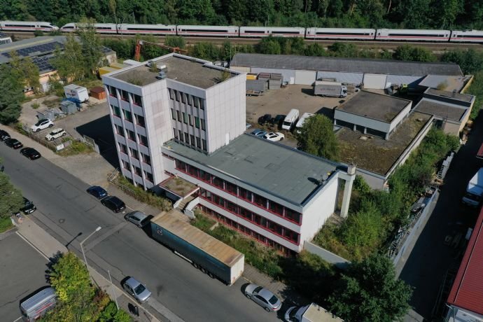 Bürofläche zur Miete provisionsfrei 2.350 € 330 m²<br/>Bürofläche Nürnberg 90475