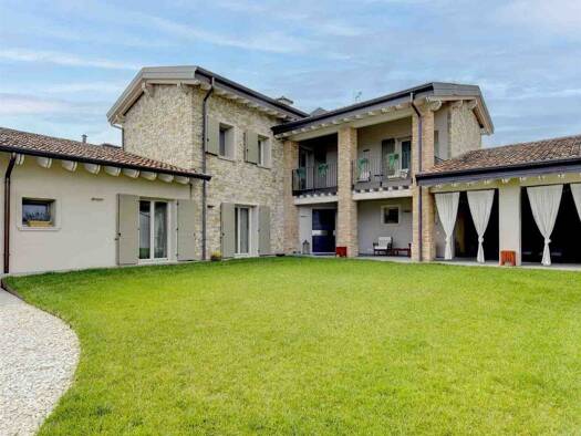Haus zum Kauf 1.195.000 € 438 m² Gussago 25064