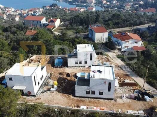 Haus zum Kauf 599.625 € 3 Zimmer 107 m² Sutomiscica, Lukoran, Poljana