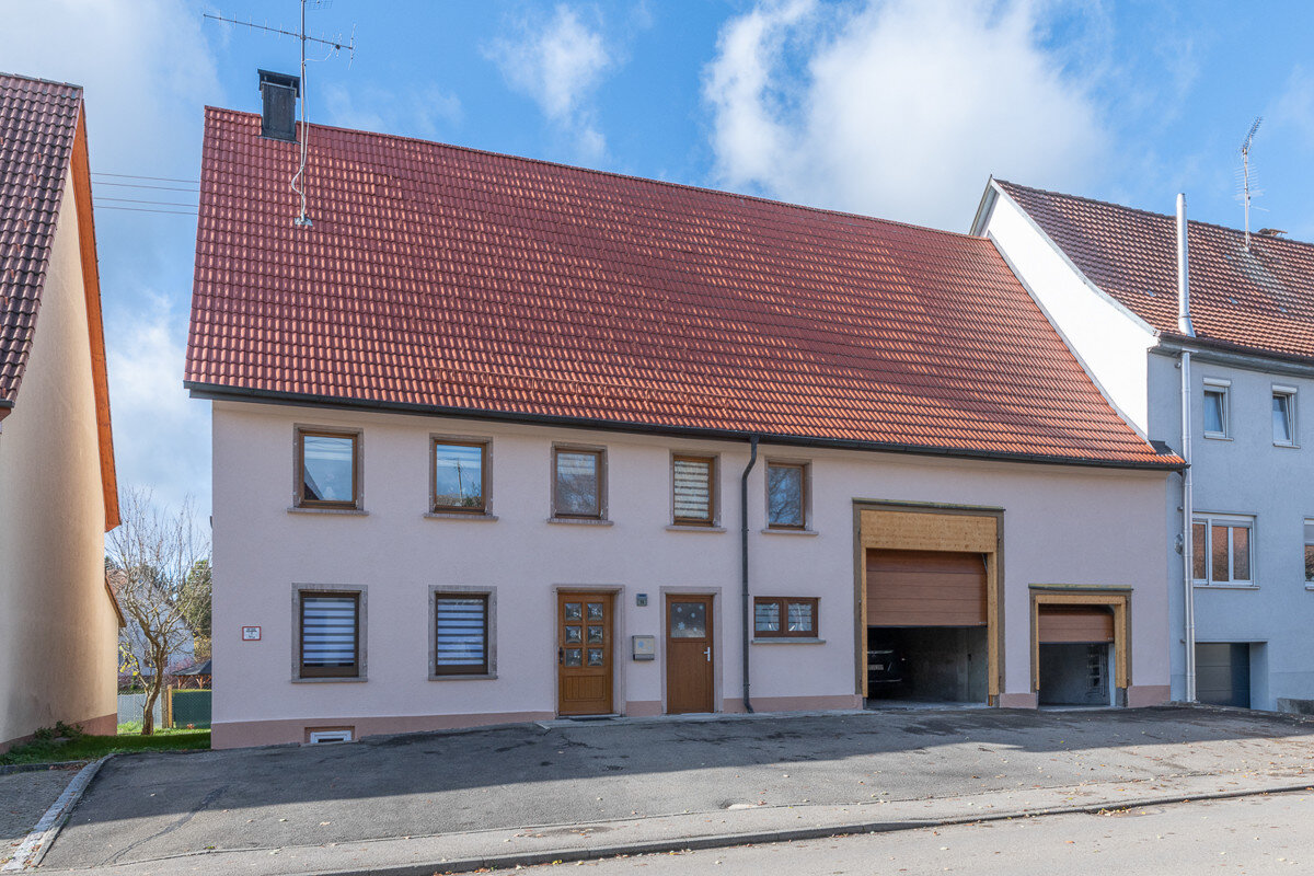 Bauernhaus zum Kauf 249.900 € 6 Zimmer 135 m²<br/>Wohnfläche 446 m²<br/>Grundstück Mahlstetten 78601