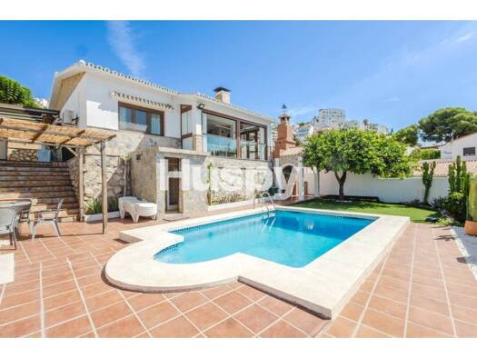 Villa zum Kauf 825.000 € 3 Zimmer 200 m² 456 m² Grundstück >Calle la Mancha > Rincón de la Victoria 29730