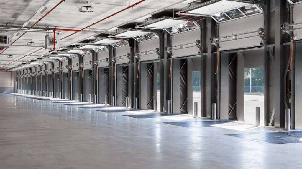 Lagerhalle zur Miete - Erstbezug 4,50 € 35.000 m² Lagerfläche teilbar ab 5.000 m² - Kaan Polch 56751