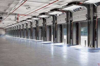 Lagerhalle zur Miete 4,50 € 35.000 m² Lagerfläche teilbar ab 5.000 m² - Kaan Polch 56751